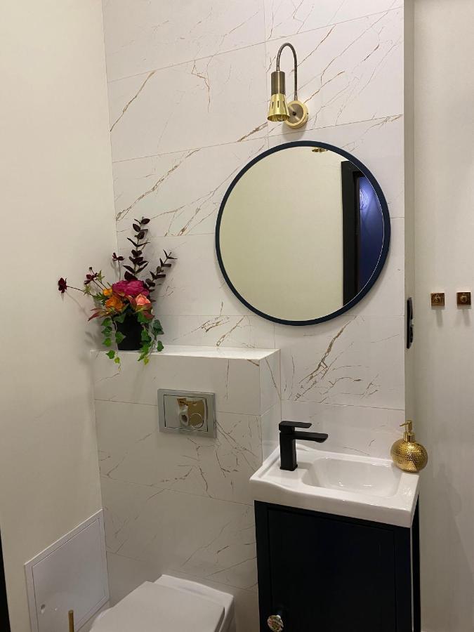 Przytulny I Nowoczesny Apartament Malgosi, 10 Min Pieszo Od Dworca I Galerii 카토비체 외부 사진